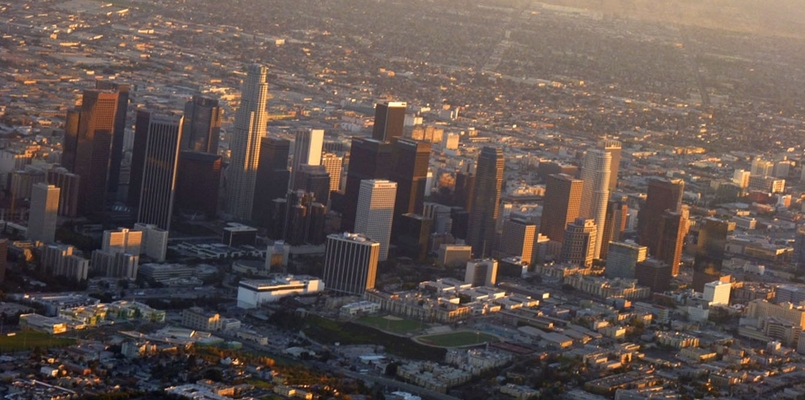 Letadélkem nad Hollywoodem, Beverly Hills i hotelem hvězd