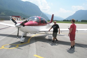 Cirrus SR  20, N 427 CR - Trento, Itálie