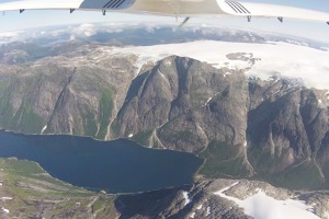 Tjongský fjord a ledovec Svartisen