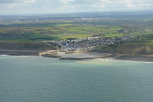 Port-en-Bessin, vyústění  benzinovodu z Anglie