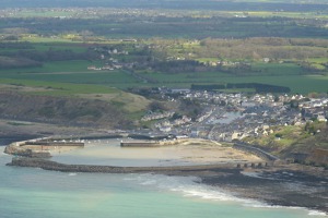 Port-en-Bessin, vyústění  benzinovodu z Anglie