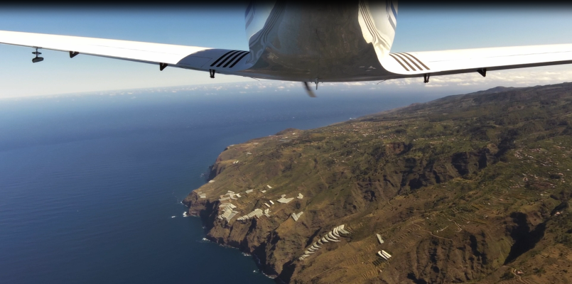 Let nad sopkami a dramatické přistání na Madeiře za airbusem