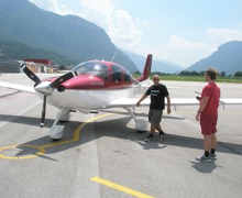 Cirrus SR  20, N 427 CR - Trento, Italy