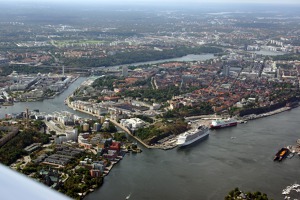 Východní část Stockholmu při průletu z východu na západ
