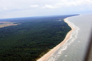 Opuštěné pláže, pobřeží Lotyšska