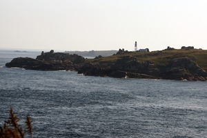 Pohled přes zátoku u místa zvaného „Old Town“, St Mary ́s, Scilly