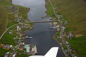 Most spojující ostrovy Kungy a Norduroyggjar