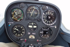 Twin Astir, OK 1421, avionics