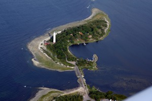 Lange Erik lighthouse, northern tip of Oland island Lange Erik lighthouse, northern tip of Oland island