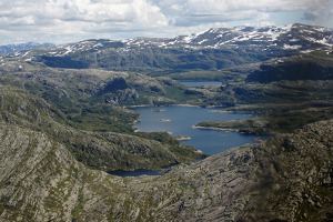 On the way to Folgefona glacier