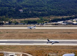 Right downwind runway 25, Rhodos 