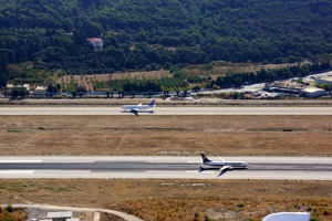 Right downwind runway 25, Rhodos 