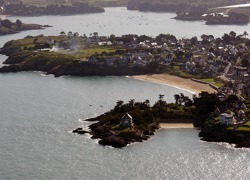 Pobřeží severně od St Malo, Bretaň