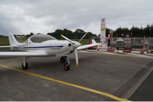 Refuelling at Biarritz airport