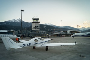 Na letišti v Innsbrucku