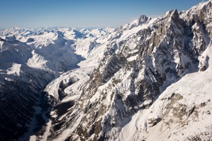 Úbočí masivu Mont Blanc směrem na západ